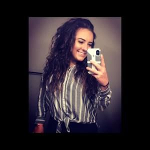 Meet your Posher, Molly